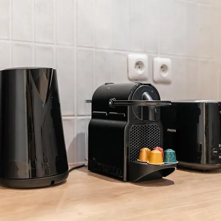 Cozy In Lively Neighborhood 3p Apartamento *