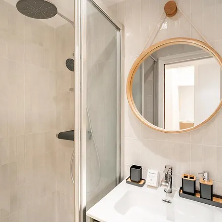 Apartamento Cozy In Lively Neighborhood 3p Paris